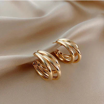 Chunky Gold Triple Hoop Earring-3