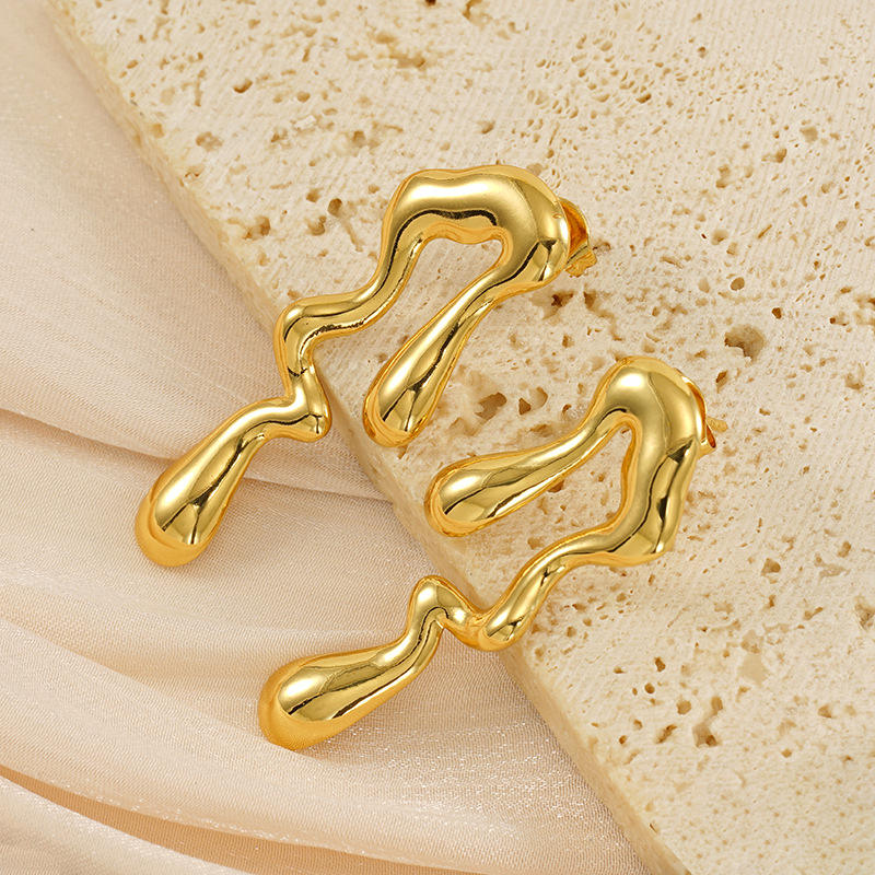 Bold Waterdrop Statement Earring-4